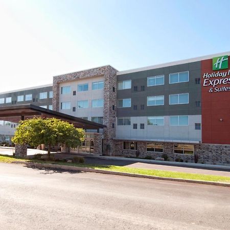 Holiday Inn Express & Suites Johnstown, An Ihg Hotel Exterior foto